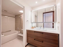 【千葉県/千葉市稲毛区小仲台】プラウドタワー稲毛 洗面室