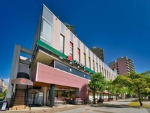 【千葉県/千葉市美浜区若葉】幕張ベイパーク クロスタワー＆レジデンス リンコスベイタウン店（現地より約730m）