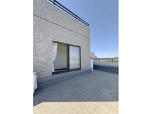 【千葉県/習志野市袖ケ浦】ライオンズマンション津田沼南 ルーフバルコニー：家具調度品は価格に含まれません