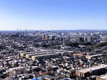 【千葉県/千葉市稲毛区小仲台】プラウドタワー稲毛 眺望(千葉みなと方面)：天候による