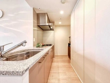 【千葉県/千葉市美浜区打瀬】THE幕張BAYFRONT　TOWER＆RESIDENCE キッチン