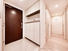 【千葉県/千葉市美浜区打瀬】THE幕張BAYFRONT　TOWER＆RESIDENCE 玄関