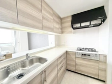 【千葉県/千葉市美浜区幸町】ソフィア美浜ライトスクエア キッチン