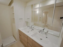 【千葉県/千葉市美浜区高洲】ベイマークスクエアシティコートタワー 洗面室