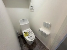 【千葉県/千葉市稲毛区小仲台】アイ・プレイス稲毛 3棟 トイレ