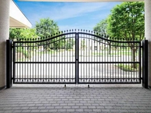 【千葉県/千葉市稲毛区小仲台】アイ・プレイス稲毛 3棟 アプローチ