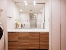 【千葉県/千葉市美浜区若葉】幕張ベイパーク スカイグランドタワー 洗面室