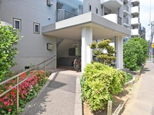 【千葉県/千葉市稲毛区小仲台】第二稲毛ハイツ 10号棟 アプローチ