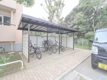 【千葉県/船橋市夏見台】エステート夏見住宅3号棟 駐輪場