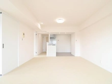 【千葉県/千葉市稲毛区天台】カームスクエア天台スカイマンション リビング・ダイニング