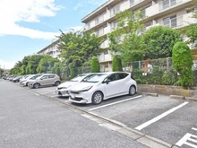 【千葉県/習志野市泉町】津田沼ローヤルコーポ B棟 駐車場