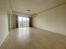 【千葉県/千葉市美浜区高洲】稲毛パイロットホーム7号棟 リビング・ダイニング