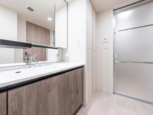 【千葉県/千葉市美浜区若葉】幕張ベイパーク ミッドスクエアタワー 洗面室