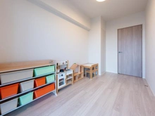 【千葉県/千葉市美浜区若葉】幕張ベイパーク ミッドスクエアタワー 洋室