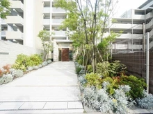 【千葉県/千葉市美浜区真砂】プラウド検見川浜ディアージュ アプローチ