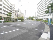 【千葉県/千葉市美浜区真砂】プラウド検見川浜ディアージュ 前面道路
