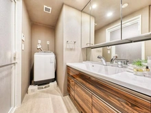 【千葉県/千葉市花見川区幕張本郷】レーベン幕張本郷THE RESIDENCE 洗面室