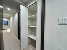 【千葉県/千葉市美浜区高洲】ベイマークスクエアプラザコート 収納