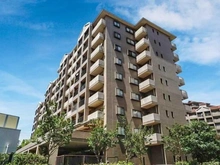 【千葉県/千葉市花見川区瑞穂】ガーデンプラザ新検見川4番館 外観