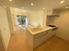 【千葉県/市川市南大野】クレストフォルム市川ウッドスクエア キッチン