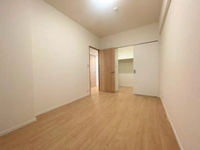 【千葉県/市川市南大野】クレストフォルム市川ウッドスクエア 洋室