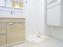 【千葉県/千葉市美浜区真砂】東建検見川マンション B棟 洗面室：洗濯機置場