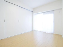 【千葉県/千葉市美浜区真砂】東建検見川マンション B棟 洋室