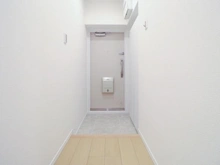 【千葉県/千葉市美浜区真砂】東建検見川マンション B棟 玄関