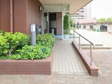 【千葉県/千葉市稲毛区稲毛東】京成サンコーポ稲毛壱号棟 アプローチ