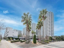 【千葉県/千葉市美浜区打瀬】マリンフォートサンライトウイング 外観：左から2番目