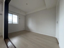 【千葉県/千葉市美浜区打瀬】パティオス・グランアクシブ 1番館 洋室