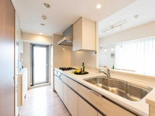 【千葉県/千葉市美浜区稲毛海岸】プラウドシティ稲毛海岸レジデンス キッチン