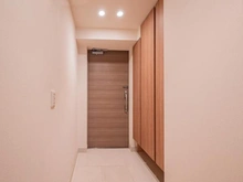 【千葉県/千葉市美浜区稲毛海岸】プラウドシティ稲毛海岸レジデンス 玄関