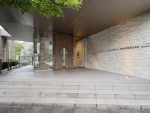 【千葉県/千葉市美浜区稲毛海岸】プラウドシティ稲毛海岸レジデンス エントランス