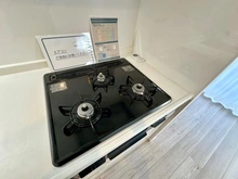 【東京都/豊島区南長崎】パラシオン椎名町 キッチン：三口コンロ