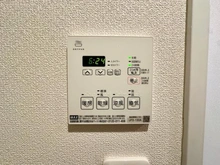 【東京都/豊島区南長崎】パラシオン椎名町 リモコン：浴室乾燥付き