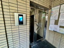 【東京都/豊島区南長崎】パラシオン椎名町 エントランス：オートロック付き