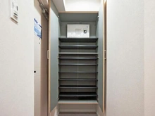 【東京都/武蔵野市境南町】ライオンズマンション武蔵境 玄関収納
