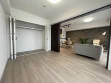 【埼玉県/川越市菅原町】ライオンズマンション川越駅東 洋室：（右）リビングダイニング