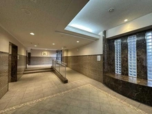 【埼玉県/朝霞市泉水】ライオンズヒルズ朝霞台 エントランス