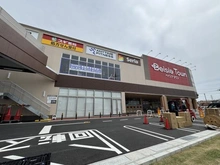 【埼玉県/狭山市新狭山】新狭山住宅 B棟 Beisia Town 新狭山店（現地より約290m）