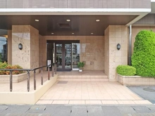 【埼玉県/鶴ヶ島市若葉】レクセルプラザ若葉 エントランス