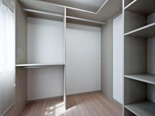 【埼玉県/さいたま市北区東大成町】セザール大宮日進 収納：ウォークインクローゼット