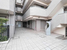 【埼玉県/志木市柏町】ザ・ステイツ志木アーバンヒルズ 敷地内
