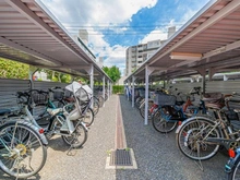 【埼玉県/所沢市小手指町】小手指ハイツL棟 駐輪場