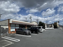 【埼玉県/所沢市けやき台】ヴィルヌーブ新所沢 セブンイレブン所沢泉町店（現地より約350m）