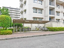 【埼玉県/志木市館】志木ニュータウン東の森壱番街 九号棟 駐輪場