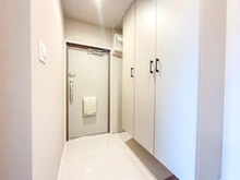【埼玉県/志木市館】志木ニュータウン東の森壱番街 九号棟 玄関