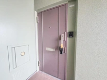 【埼玉県/志木市館】志木ニュータウン東の森壱番街 九号棟 玄関
