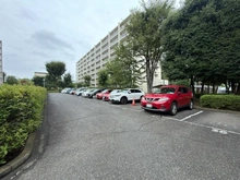【埼玉県/志木市館】志木ニュータウン東の森壱番街 九号棟 駐車場